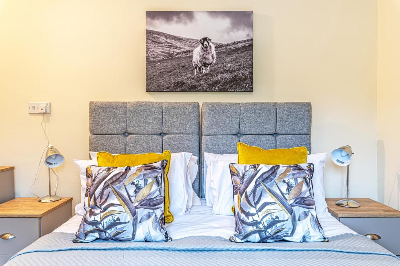 Scalebar Bridge End Mill Apartment Settle Ngoại thất bức ảnh